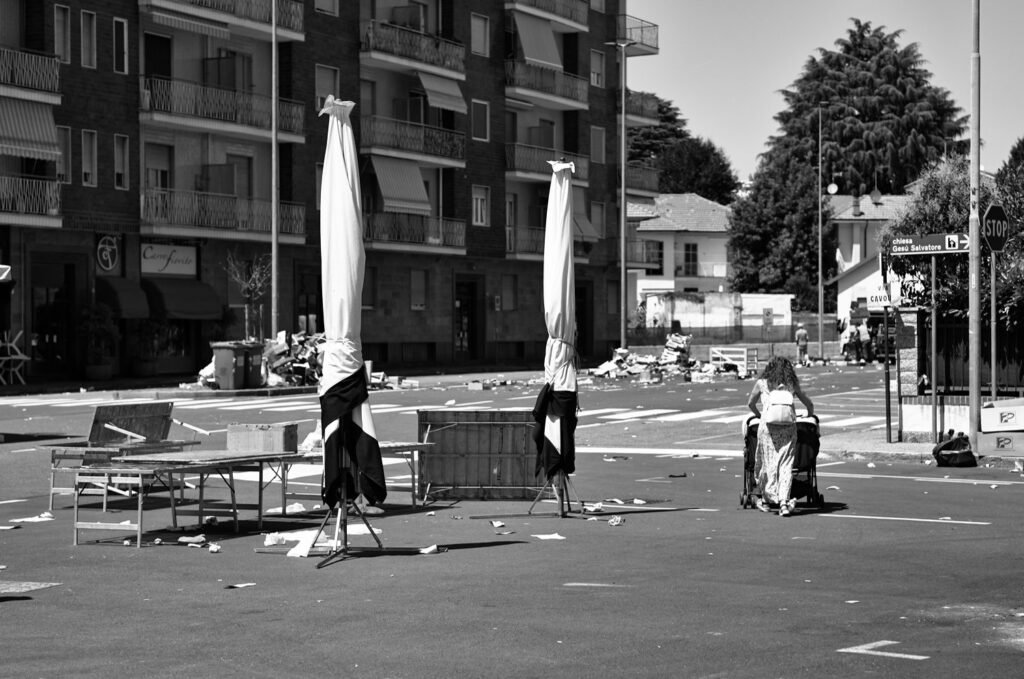 Echoes on the asphalt 13